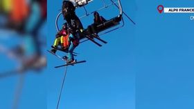 VIDEO Sute de turiști, blocați în telescaun. Zeci de salvatori au intervenit de urgență